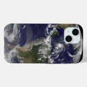 Coques Case-Mate iPhone Terre Pleine Avec L'Ouragan Irène Au-Dessus Des Ba (Verso (horizontal))