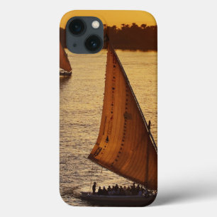 Coques Pour iPhone Three falukas with sightseers on Nile River at