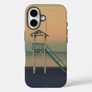 Coques iPhone 16 Tour de surveillance de plage Retro
