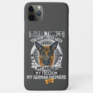 Case-Mate iPhone Case Trois choses que ma famille ma liberté drôle angla