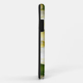 Coques Case-Mate iPhone Tulipe rouge dans un domaine des tulipes blanches (Dos/Droite)