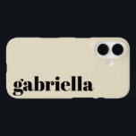 Coques iPhone 16 Typographie en gras noir et beige Nom personnalisé<br><div class="desc">Audacieuse Typographie moderne Nom personnalisé Boîtier de téléphone en noir et beige</div>
