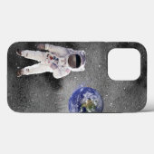 Coques Case-Mate iPhone Un astronaute dans l'espace avec la planète Terre (Verso (horizontal))