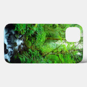 Coques Case-Mate iPhone Un ruisseau dans une forêt ancienne (Verso (horizontal))
