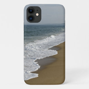 Coque iPhone 11 Vagues océaniques sur la plage