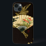 iPhone 13 Coque Ventilateur oriental criblé au design floral<br><div class="desc">Peinture d'un ventilateur oriental recouvert d'un tapis au design floral. L'arrière - plan noir permet aux couleurs du ventilateur de sortir de l'impression. Accrochez-le sur votre mur et amusez-vous !</div>