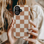 Coques iPhone 16 Vérification de la rouille<br><div class="desc">Boho tendance damier imprimé étui téléphonique en couleur crème et rouille orange. Utilisez les outils de conception pour ajouter votre propre monogramme,  nom ou autre texte,  ou changer la couleur arrière - plan pour créer une couverture de périphérique unique d'un type particulier.</div>