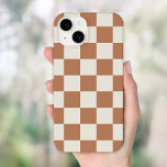 Coque Pour iPhone 14 Vérification de la rouille<br><div class="desc">Boho tendance damier imprimé étui téléphonique en couleur orange brûlé et crème. Utilisez les outils de conception pour ajouter votre propre monogramme,  nom ou autre texte,  ou changer la couleur arrière - plan pour créer une couverture de périphérique unique d'un type particulier.</div>