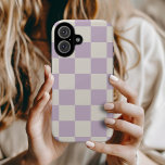 Coques iPhone 16 Vérification rétro Lilac<br><div class="desc">Boho tendance damier imprimé boîtier de téléphone en couleur crème et violet lilas. Utilisez les outils de conception pour ajouter votre propre monogramme,  nom ou autre texte,  ou changer la couleur arrière - plan pour créer une couverture de périphérique unique d'un type particulier.</div>