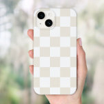 Coque Pour iPhone 14 Vérification rétroactive de la crème<br><div class="desc">Boho tendance damier imprimé boîtier de téléphone en ivoire et blanc. Utilisez les outils de conception pour ajouter votre propre monogramme,  nom ou autre texte,  ou changer la couleur arrière - plan pour créer une couverture de périphérique unique d'un type particulier.</div>