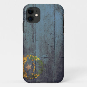 Coque iPhone 11 Vieux drapeau en bois du Nevada ;
