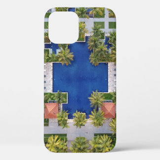 Case-Mate iPhone Case Vue aérienne de la piscine entourée de palmiers
