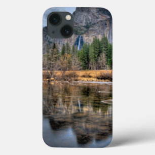 Etui iPhone 13 Yosemite Scenic Falls
