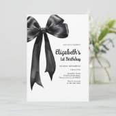 Coquette Black Bow Birthday Invitation (Debout devant)