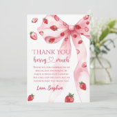 Coquette Bow fraise Carte de remerciements d'anniv (Debout devant)