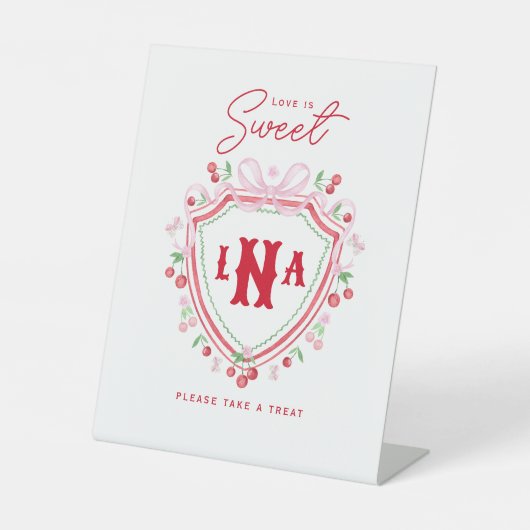 Coquette Cherry Crest Monogram | Liefde is zoet Reclamebord Met Voetstuk (Voorkant)
