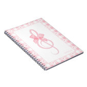 Coquette Pink Treble Clef Bow Gingham Patroon Notitieboek (Rechterzijde)