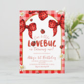 Coquette Red Bow Lovebug First Birthday Invitation (Debout devant)