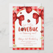 Coquette Red Bow Lovebug First Birthday Invitation Kaart (Voorkant)