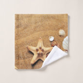 Coquillages colorés sur l'ensemble de serviette de (Gant de toilette)