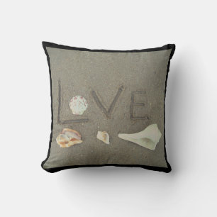 coquilles & coeur sur la plage coussin de mariage