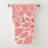 Corail et chrysanthèmes gris Motif floral (En situation)