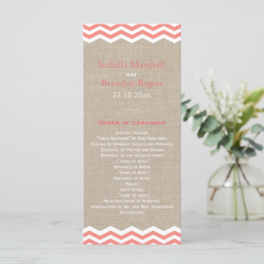 Coral Chevrons sur Burlap Wedding Programme (Debout devant)