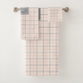 Coral Grey Tartan Towels Personalized Chic Set Bad Handdoek (Insitu)