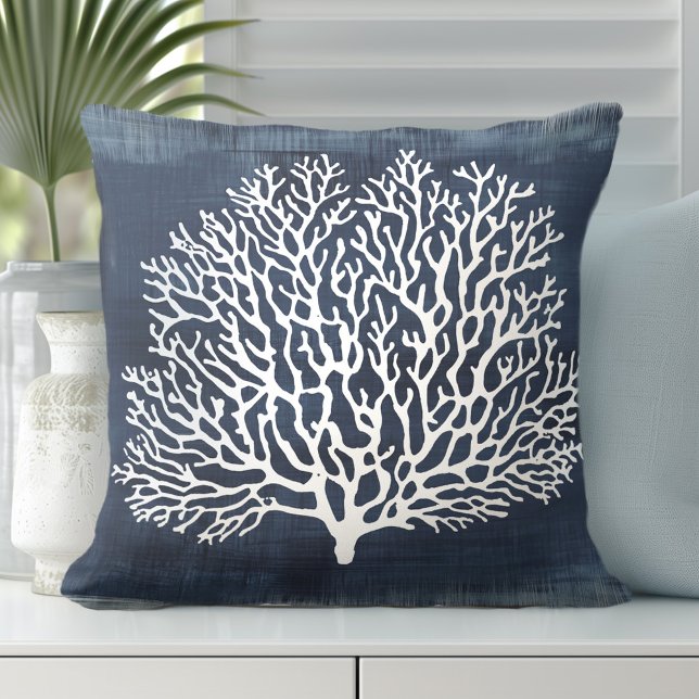 Coral Navy Blue Pillow | kuststijl Kussen (Creator heeft geüpload)