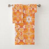 Coral Orange et crème Batik Motif (En situation)