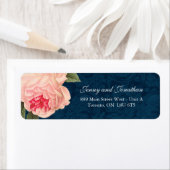 Coral Peonie met Navy Tekst Retouradres Labels (Insitu)