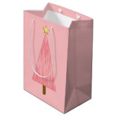 Coral Pink Ombre moderne kerstboom Medium Cadeauzakje (Achterkant Gekanteld)