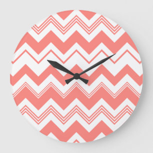 Coral White Chevron Pattern Grote Klok