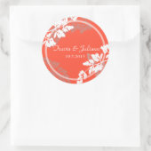 Coral Woodland Leaf Monogram Ronde Sticker (Tas)