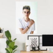 Corbyn Besson Poster (Thuiskantoor)