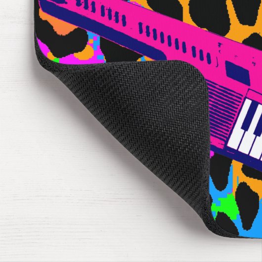 Corey Tiger 80s Retro Keytar  Mousepad Muismat (Hoek)