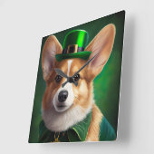 Corgi Dog in St. Patrick's Day Dress Vierkante Klok (Hoek)