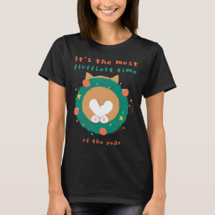 Corgi steekt in een kerstmis t-shirt