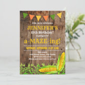 Corn Maze Birthday - uitnodiging (Staand voorkant)