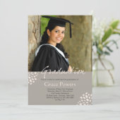 Corner Details Photo Graduation Invitation (Debout devant)