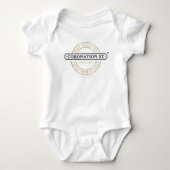 Coronation Street - Logo Romper (Voorkant)