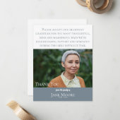 Correspondance Moderne | Simple | Carte de remerciement de funéra (Devant/Arrière en situation)