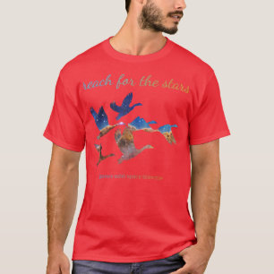 Cosmic Cliffs in Carina Birds Reach voor de sterre T-shirt