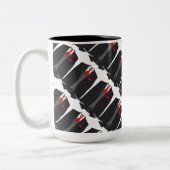 Costume noir homme et Cravate rouge Mug café blanc (Gauche)