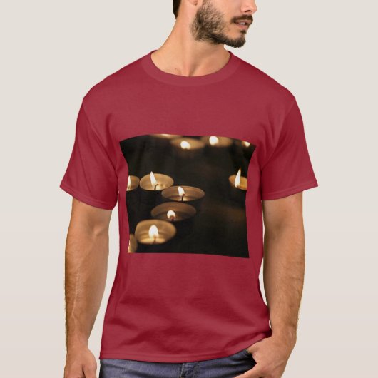 Cosy Candle Glow Aesthetic Graphic T-Shirt (Devant)