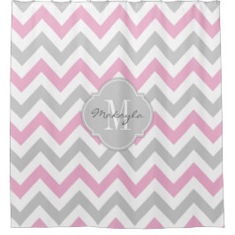 Cottoncandy Pink en Gray Chevron met Monogram Douchegordijn
