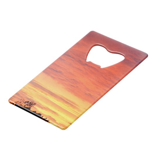 Coucher de soleil clair et nuageux orange, (Devant Angle)