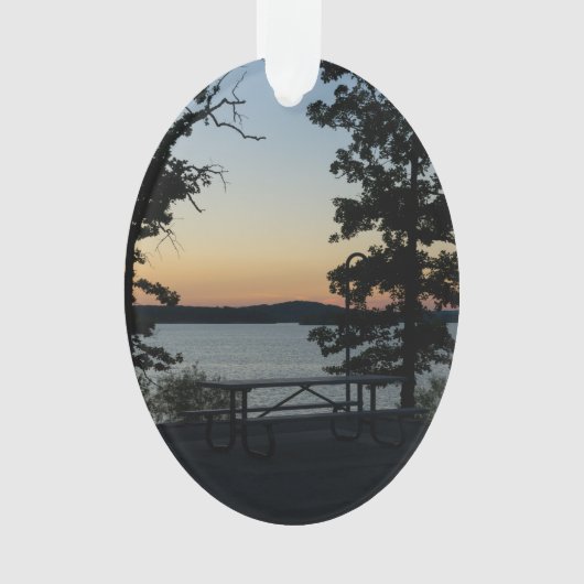 Coucher de soleil en silhouette de roche de table (devant)