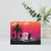 Coucher de soleil romantique dans la carte postale (Debout devant)