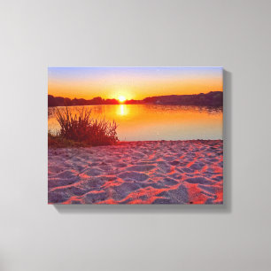 Coucher de soleil rose sur la toile de plage envel